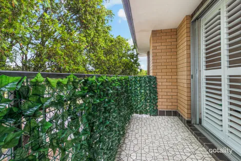 Property photo of 4/3 The Crescent Penrith NSW 2750