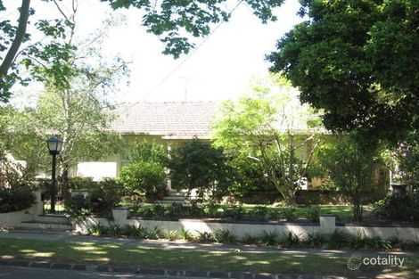 4a Selwyn St, Canterbury, VIC 3126