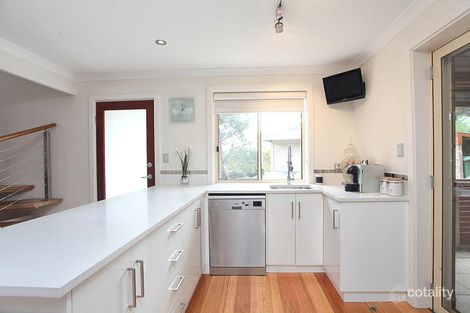 Property photo of 9 Warenda Road Clare SA 5453