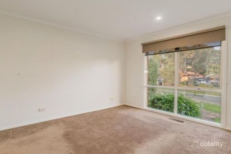 Property photo of 28 Lehmann Place Croydon Hills VIC 3136