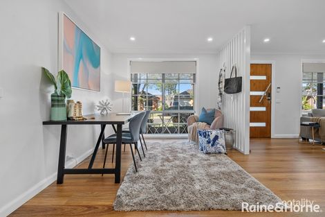 Property photo of 6 Byron Bay Close Hoxton Park NSW 2171