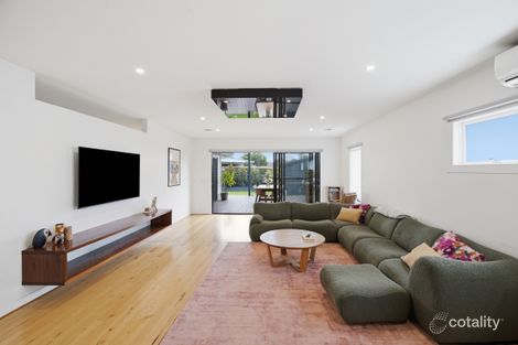 Property photo of 52 Willow Road Upper Ferntree Gully VIC 3156