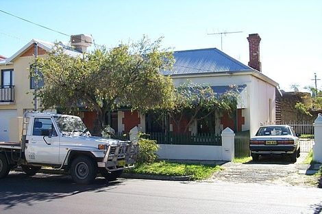 2b Nelson St, South Fremantle, WA 6162