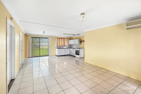 Property photo of 3 Sloman Close Dubbo NSW 2830