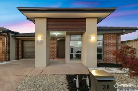38 Moroak Cres, Clyde North, VIC 3978
