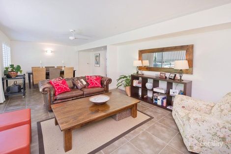 Property photo of 2/41 Swann Road Taringa QLD 4068
