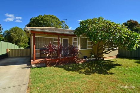 8 Day St, Wyoming, NSW 2250