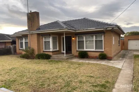 96 Powerscourt St, Maffra, VIC 3860