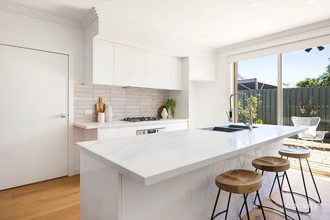 Property photo of 3/9 Huntington Grove Coburg VIC 3058