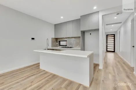 Property photo of 4 Ash Grove Donnybrook VIC 3064