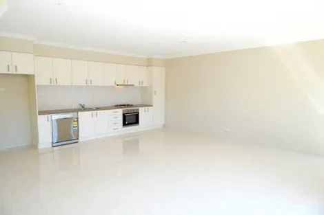 Property photo of 2/10 Tovey Street Reservoir VIC 3073