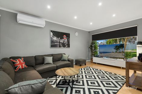 Property photo of 5 Pinto Close Endeavour Hills VIC 3802