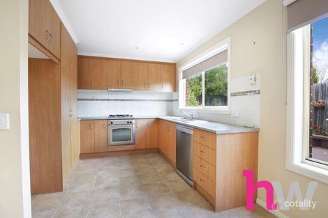 Property photo of 4 Muscat Place Waurn Ponds VIC 3216