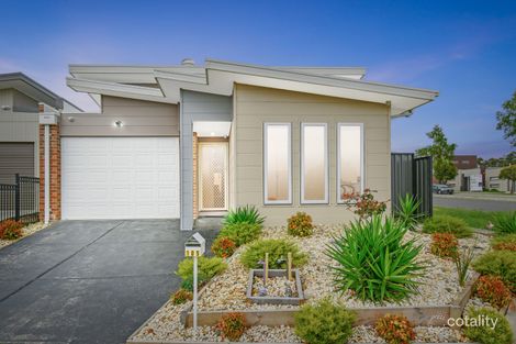 Property photo of 105 Havana Parade Pakenham VIC 3810