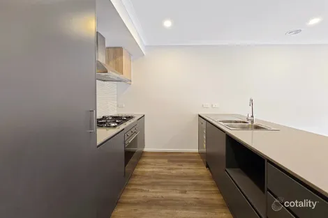 Property photo of 18 Inglenook Circuit Armstrong Creek VIC 3217
