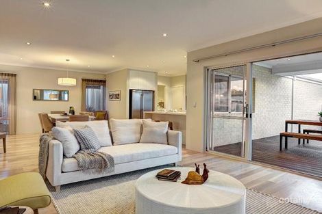Property photo of 314 Salesian Court Queens Park WA 6107