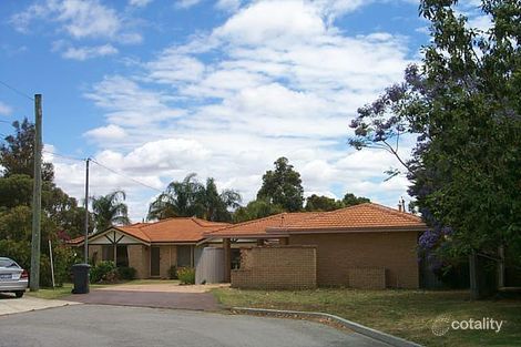 9a Denning Ct, Seville Grove, WA 6112