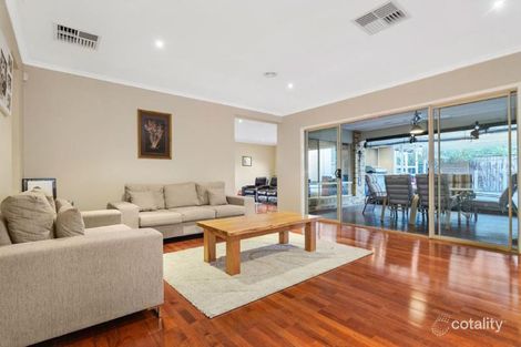 Property photo of 1 Dartmouth Court Manor Lakes VIC 3024