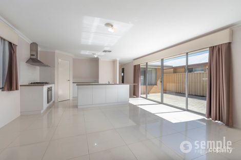 Property photo of 5 Aromatic Crescent Atwell WA 6164