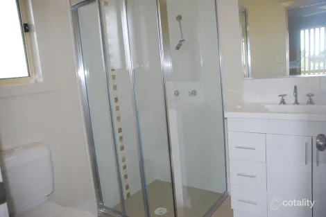 Property photo of 1 Doreen Court West Nowra NSW 2541