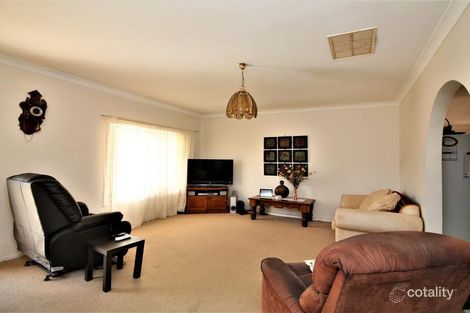 Property photo of 8 Couch Road Griffith NSW 2680