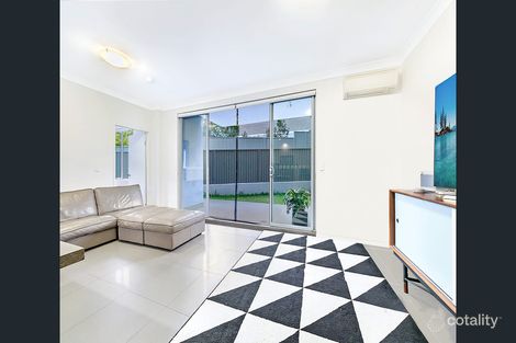Property photo of 2/22 Burbang Crescent Rydalmere NSW 2116