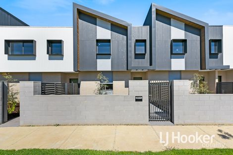 Property photo of 14/89 Henry Street Pakenham VIC 3810