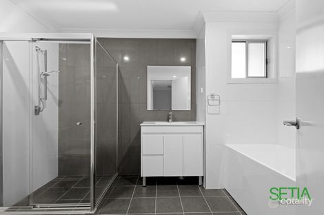 Property photo of 6 Lovage Glade Rooty Hill NSW 2766