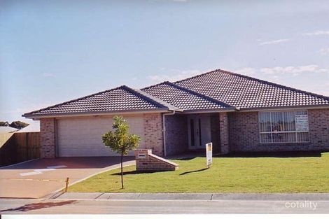 4 Jemma St, Rothwell, QLD 4022
