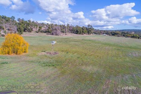 70 Mayo Rd, Gidgegannup, WA 6083