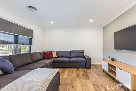 Property photo of 5 Graziers Road Googong NSW 2620