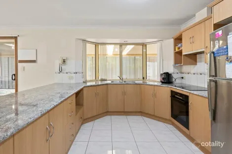 Property photo of 13 Plover Court Hewett SA 5118