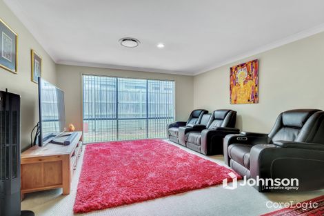 Property photo of 10 Parkside Place Forest Lake QLD 4078