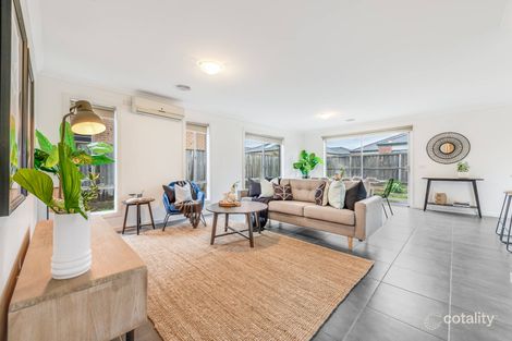 Property photo of 22 Seagrass Crescent Point Cook VIC 3030