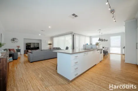 Property photo of 6 Shiralee Bend Carramar WA 6031