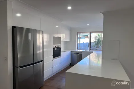 Property photo of 7/8 Ottelia Drive Elanora QLD 4221