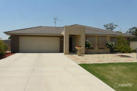 28 Anthony Ave, Tocumwal, NSW 2714