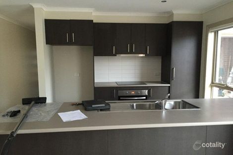 Property photo of 24 Wakefields Drive Brookfield VIC 3338