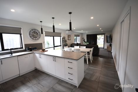 Property photo of 8 Couch Street Warrnambool VIC 3280