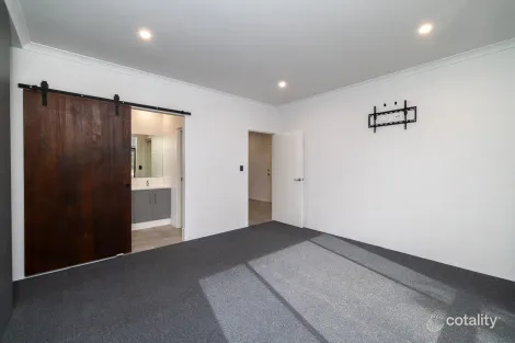 Property photo of 28 Sawmill Road Whitby WA 6123