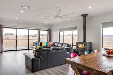 Property photo of 11 Redman Circuit Goulburn NSW 2580