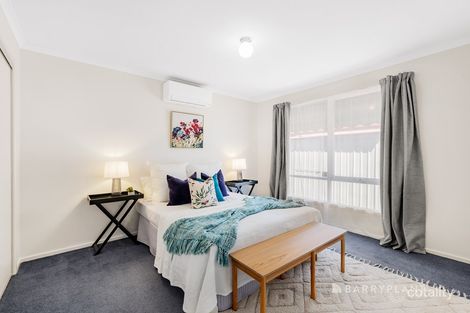 Property photo of 1 Glenlea Court Mill Park VIC 3082