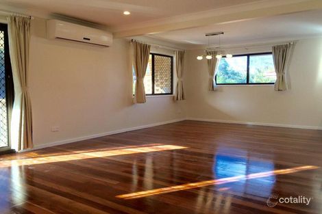 Property photo of 271 Winstanley Street Carindale QLD 4152