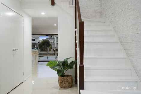 Property photo of 26 North Quay Drive Biggera Waters QLD 4216