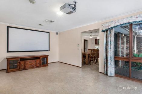 Property photo of 10 Paul Court Melton West VIC 3337