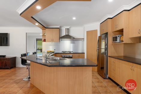 Property photo of 2 Rosina Close Coffs Harbour NSW 2450