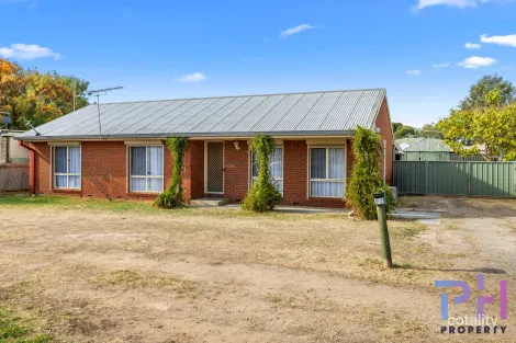 Property photo of 30 Fry Street Eaglehawk VIC 3556