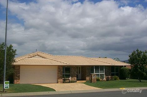 29 Beaconsfield Dr, Burleigh Waters, QLD 4220
