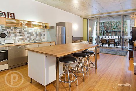 Property photo of 102/8 Skyring Terrace Teneriffe QLD 4005