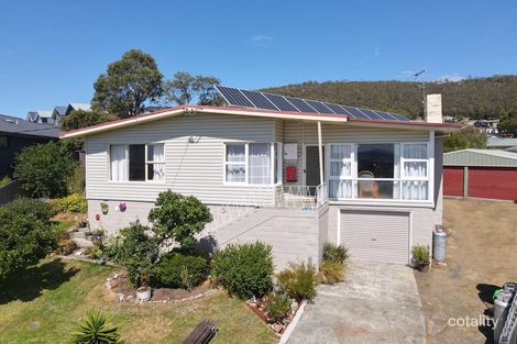 16 Carnegie St, Claremont, TAS 7011